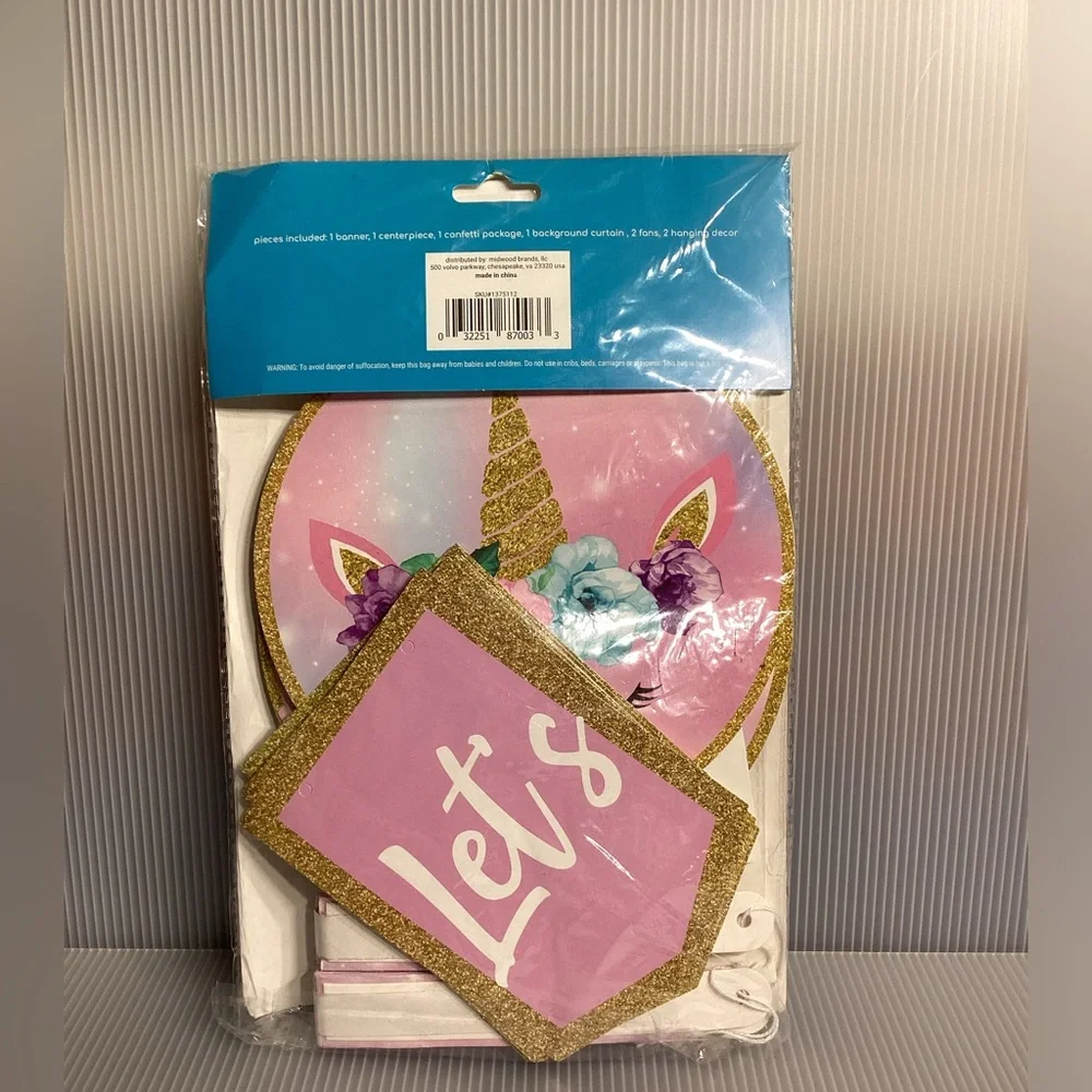 Mystic Unicorn Let’s Celebrate Deluxe Party Kit